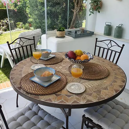 Modern 2 Bed Garden With Seaview In Beautiful Miraflores Jardin C Apartment